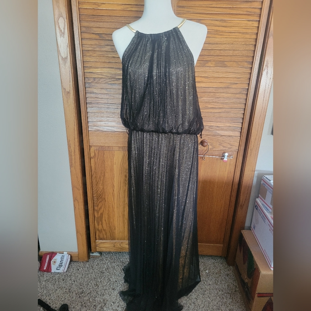 MSK NWOT Elegant Black and Gold Metallic Women's Maxi Dress Size 16